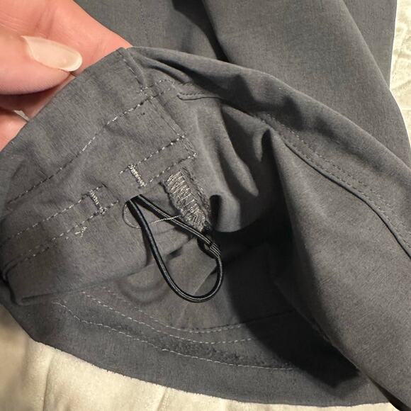 L.L. Bean Athletic Pants Men's Size 2XL Gray Drawstring Athleisure Stretch Zip - Picture 4 of 7